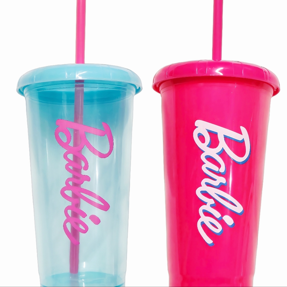 #0147 Blue and Pink Barbie Plastic Tumblers with Straws